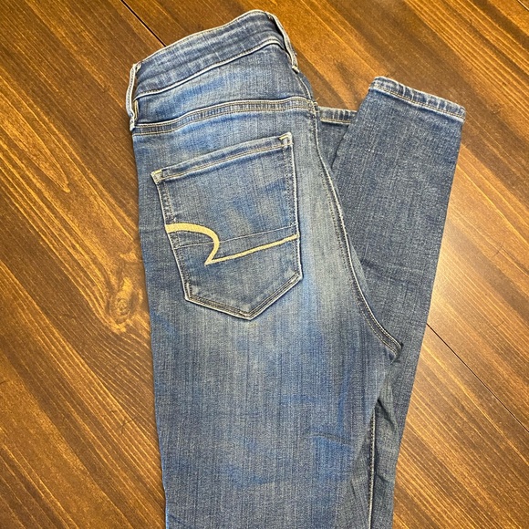 American Eagle Size 4 Regular Super Stretch Hi-Rise Legging - Discounted - Picture 4 of 8